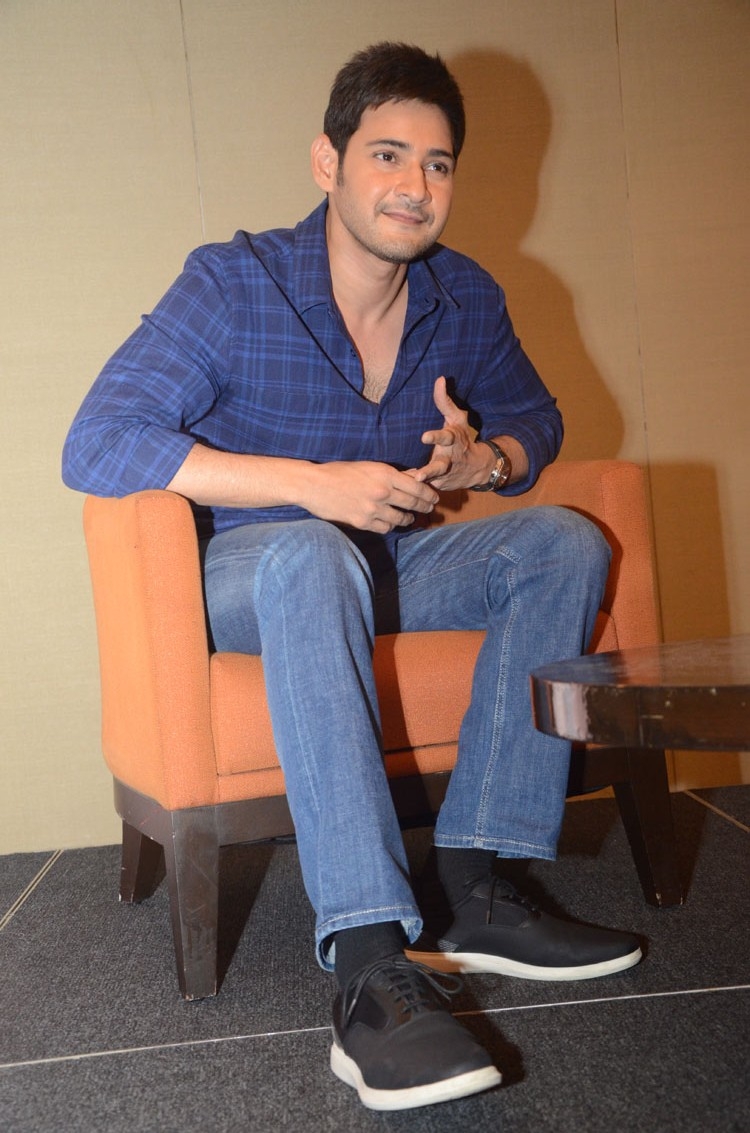 Superstar Mahesh Babu, who is awaiting the release of his forthcoming Telugu family drama Brahmotsavam,Mahesh Babu,Mahesh Babu promotes Brahmotsavam movie,Brahmotsavam movie promotion,Brahmotsavam promotion,Brahmotsavam promotion pics,Brahmotsavam promotion images,Brahmotsavam promotion photos,Brahmotsavam promotion stills,Brahmotsavam promoti