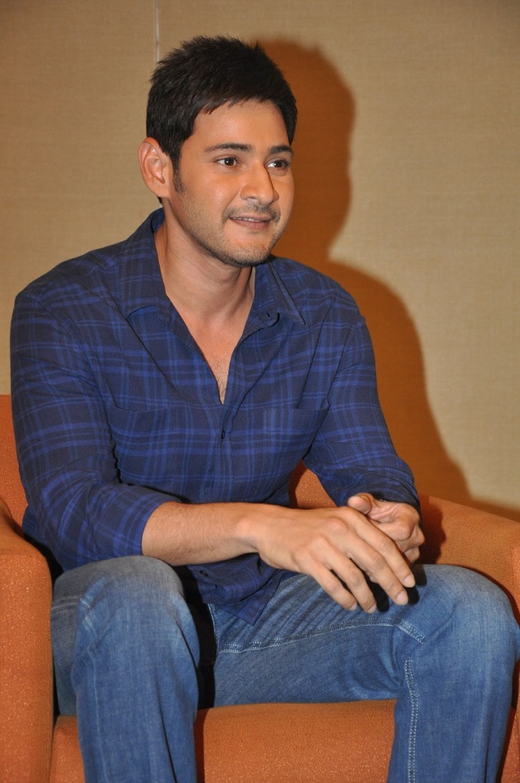 Superstar Mahesh Babu, who is awaiting the release of his forthcoming Telugu family drama Brahmotsavam,Mahesh Babu,Mahesh Babu promotes Brahmotsavam movie,Brahmotsavam movie promotion,Brahmotsavam promotion,Brahmotsavam promotion pics,Brahmotsavam promotion images,Brahmotsavam promotion photos,Brahmotsavam promotion stills,Brahmotsavam promoti