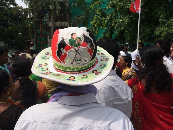 Tamil Nadu Assembly elections 2016: AIADMK supporters seen celebrating outside party headquarters Tamil Nadu Assembly elections,Tamil Nadu Assembly elections 2016,Tamil Nadu Assembly elections live,live Tamil Nadu Assembly elections,Tamil Nadu Assembly elections result,Jayalalithaa,Karunanidhi,Vijayakanth,AIADMK supporters,AIADMK