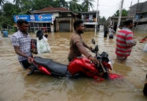 Sri Lanka Cyclone,Cyclone,Cyclone in Sri Lanka,landslide,landslide in Sri lanka,torrential rains