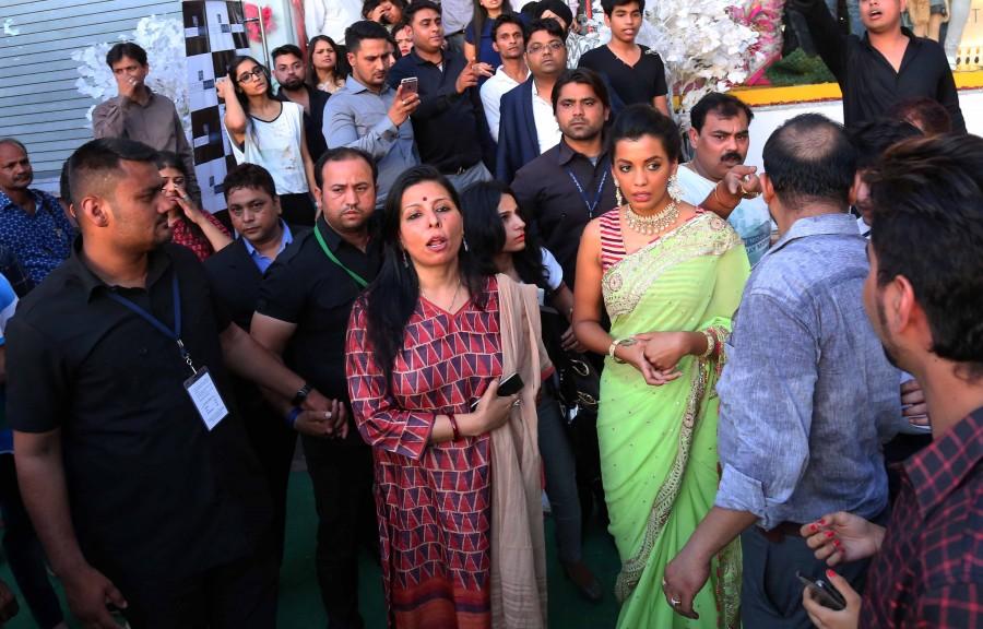 Bollywood actress Mugdha Godse inaugurates 'Western Basics' Store in Jaipur. Mugdha Godse,Mugdha Godse inaugurates 'Western Basics' Store,Western Basics Store in Jaipur,Western Basics Store,actress Mugdha Godse,Mugdha Godse pics,Mugdha Godse images,Mugdha Godse photos,Mugdha Godse stills,Mugdha Godse pictures