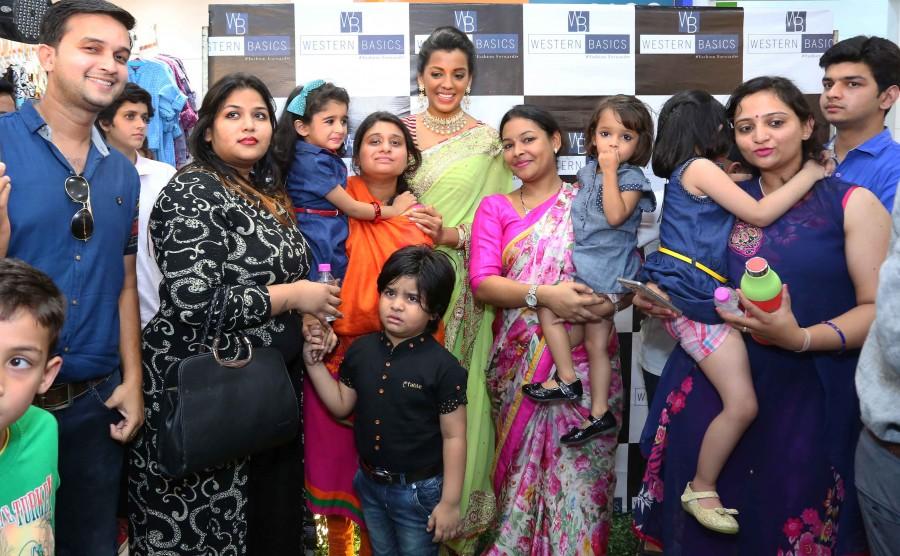 Bollywood actress Mugdha Godse inaugurates 'Western Basics' Store in Jaipur. Mugdha Godse,Mugdha Godse inaugurates 'Western Basics' Store,Western Basics Store in Jaipur,Western Basics Store,actress Mugdha Godse,Mugdha Godse pics,Mugdha Godse images,Mugdha Godse photos,Mugdha Godse stills,Mugdha Godse pictures