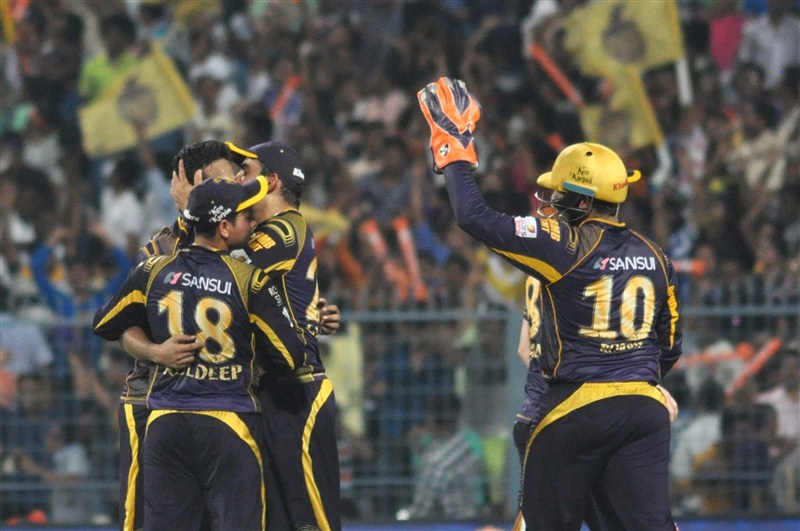 Sunil Narine's outstanding bowling figures of 3/26 helped Kolkata Knight Riders (KKR) seal a 22-run victory over Sunrisers Hyderabad (SRH) on Sunday and march into the play-offs of the Indian Premier League (IPL). KKR beat Sunrisers,Sunil Narine,Kolkata Knight Riders,Sunrisers Hyderabad,IPL playoffs,playoffs 2016,Indian Premier League,Indian Premier League 2016,Indian Premier League 9,IPL 2016,IPL pics,IPL images,IPL photos,IPL stills,IPL pictures