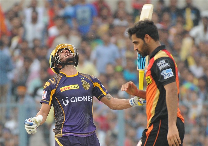 Sunil Narine's outstanding bowling figures of 3/26 helped Kolkata Knight Riders (KKR) seal a 22-run victory over Sunrisers Hyderabad (SRH) on Sunday and march into the play-offs of the Indian Premier League (IPL). KKR beat Sunrisers,Sunil Narine,Kolkata Knight Riders,Sunrisers Hyderabad,IPL playoffs,playoffs 2016,Indian Premier League,Indian Premier League 2016,Indian Premier League 9,IPL 2016,IPL pics,IPL images,IPL photos,IPL stills,IPL pictures