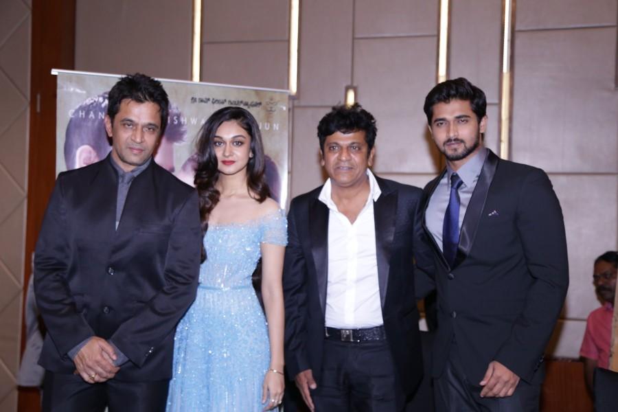 Prema Baraha Kannada andadhalin Pon Veedhiyil Tamil Bilingual Movie Launch held at the Sheraton Grand Bangalore Hotel at Brigade Gateway in Bengaluru. Kadhalin Pon Veedhiyil,Kadhalin Pon Veedhiyil Movie Launch,Shiva Rajkumar,Ambareesh,Upendra,Arjun Sarja,Arjun Sarja daughter,Jagapati Babu,Rockline Venkatesh,Dhruva Sarja,Kadhalin Pon Veedhiyil Movie Launch pics,Kadhalin Pon Veedhiyil Movie Launch images