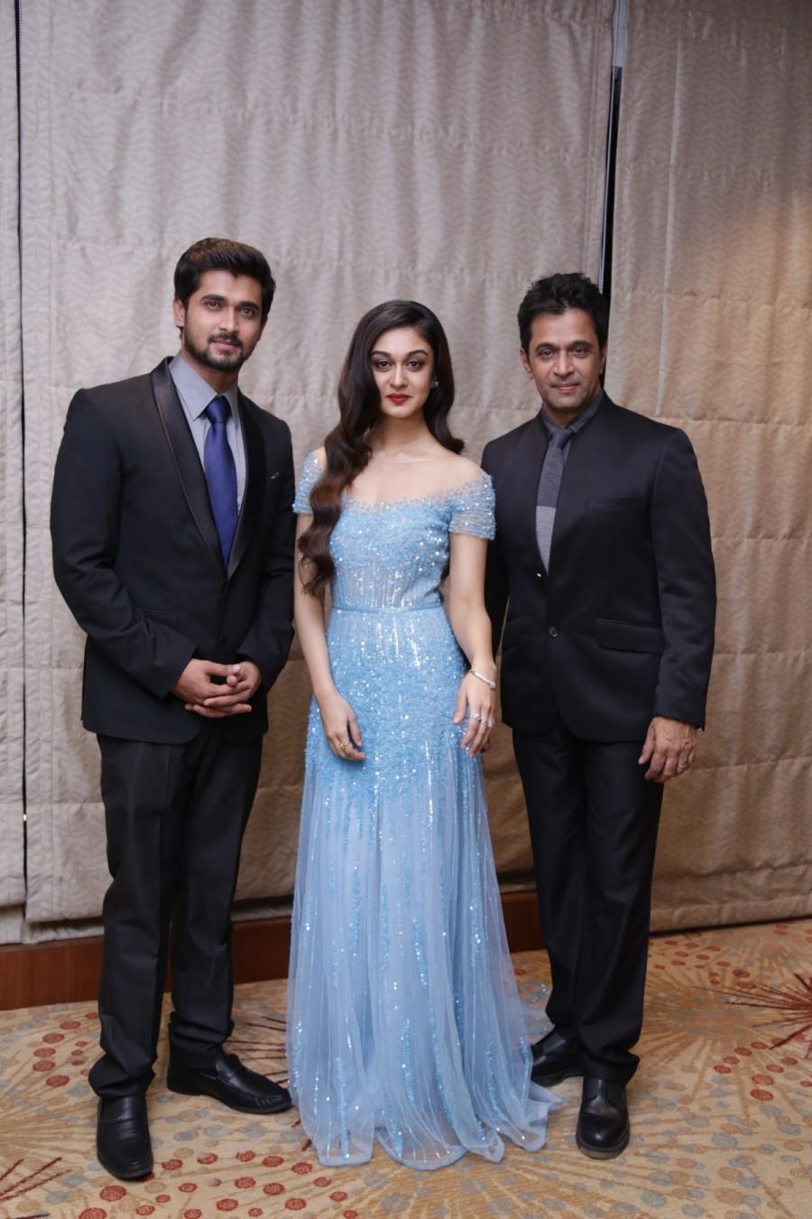 Prema Baraha Kannada andadhalin Pon Veedhiyil Tamil Bilingual Movie Launch held at the Sheraton Grand Bangalore Hotel at Brigade Gateway in Bengaluru. Kadhalin Pon Veedhiyil,Kadhalin Pon Veedhiyil Movie Launch,Shiva Rajkumar,Ambareesh,Upendra,Arjun Sarja,Arjun Sarja daughter,Jagapati Babu,Rockline Venkatesh,Dhruva Sarja,Kadhalin Pon Veedhiyil Movie Launch pics,Kadhalin Pon Veedhiyil Movie Launch images