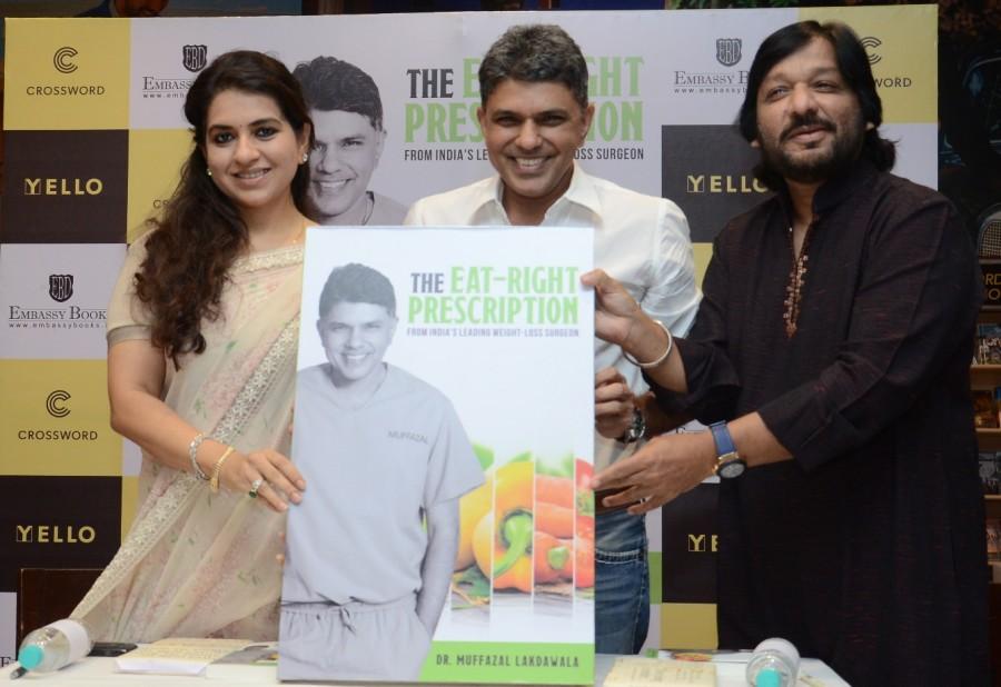 Celebs like Salman Khan, Roop Kumar Rathod, Shaina NC at Dr Muffazal Lokdawala 'The Eat Right Prescription' Book Launch Party? The Eat Right Prescription,The Eat Right Prescription book launch,Roop Kumar Rathod,Shaina NC,Dr Muffazal Lokdawala,Salman Khan