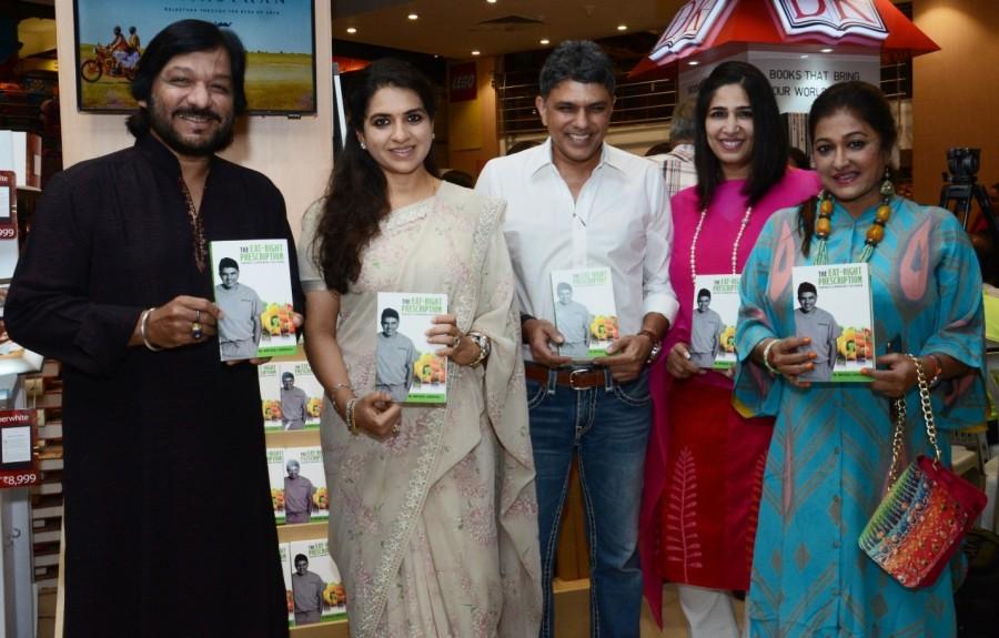 Celebs like Salman Khan, Roop Kumar Rathod, Shaina NC at Dr Muffazal Lokdawala 'The Eat Right Prescription' Book Launch Party? The Eat Right Prescription,The Eat Right Prescription book launch,Roop Kumar Rathod,Shaina NC,Dr Muffazal Lokdawala,Salman Khan
