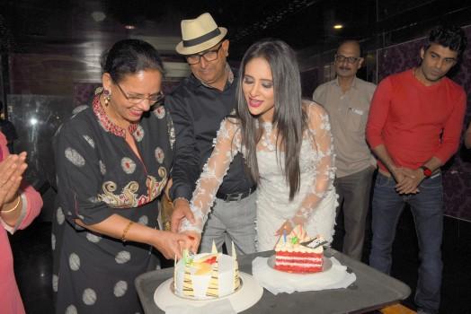 The birthday bash of actress Shweta Khanduri was a grand affair.