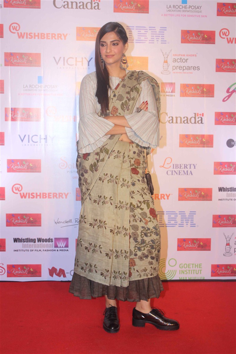 Actress Sonam Kapoor and international star Sir Ian McKellen inaugurated the Kashish Film Festival on Wednesday. Sonam Kapoor,Sir Ian McKellen,Kashish Film Festival,Kashish Film Festival 2016,Sonam Kapoor inaugurates Kashish Film Festival,Sir Ian McKellen inaugurates Kashish Film Festival,Kashish Film Festival launch,Kashish Film Festival pics,Kashish Film Festival