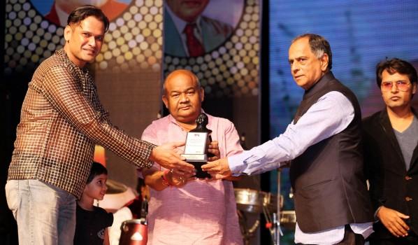 Udit Narayan, Adnan Sami, Pahlaj Nihalani, Pankaj Udhas, Salma Agha, Shabbir Kumar, Shilpa Shinde at 6th Dr. Ambedkar Award Event.