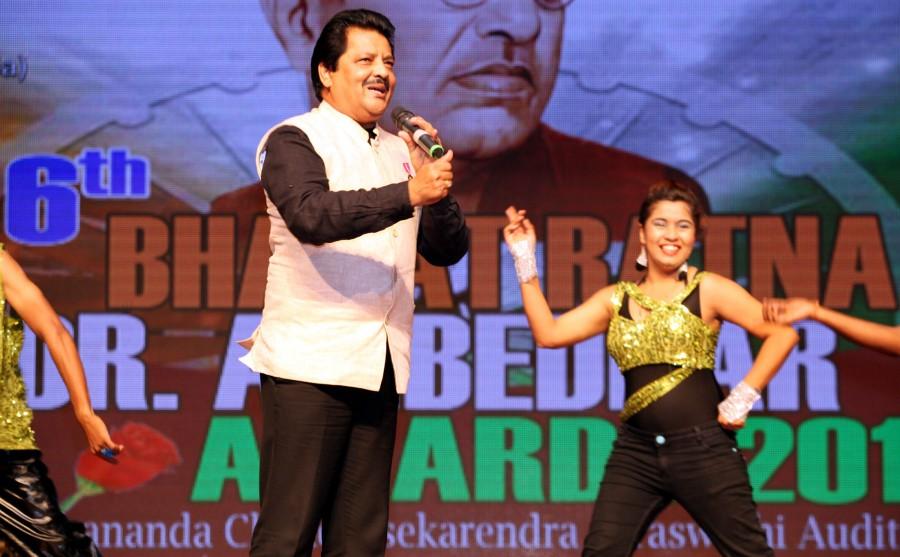 Udit Narayan, Adnan Sami, Pahlaj Nihalani, Pankaj Udhas, Salma Agha, Shabbir Kumar, Shilpa Shinde at 6th Dr. Ambedkar Award Event. 6th Dr. Ambedkar Award Event,Dr. Ambedkar Award Event,Udit Narayan,Adnan Sami,Pahlaj Nihalani,Pankaj Udhas,Salma Agha,Shabbir Kumar,Shilpa Shinde,Ambedkar Award