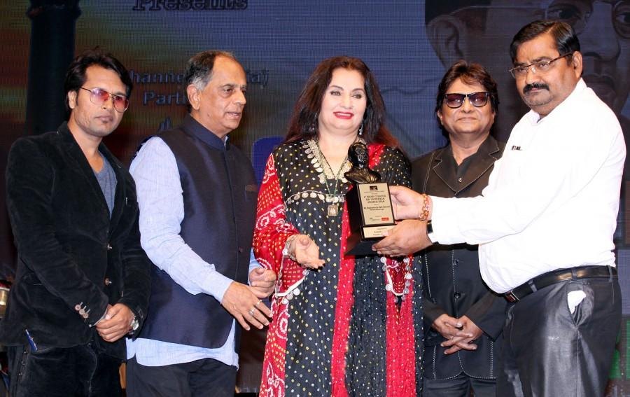 Udit Narayan, Adnan Sami, Pahlaj Nihalani, Pankaj Udhas, Salma Agha, Shabbir Kumar, Shilpa Shinde at 6th Dr. Ambedkar Award Event. 6th Dr. Ambedkar Award Event,Dr. Ambedkar Award Event,Udit Narayan,Adnan Sami,Pahlaj Nihalani,Pankaj Udhas,Salma Agha,Shabbir Kumar,Shilpa Shinde,Ambedkar Award