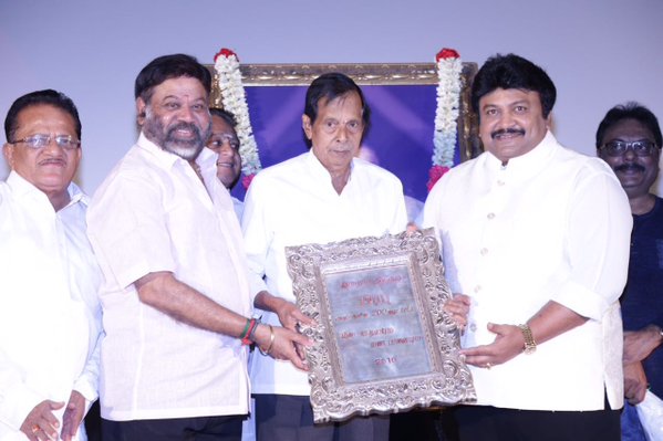 Suriya, Prabhu, Vikram Prabhu at Meen Kuzhambum Mann Paanaiyum audio launch. Meen Kuzhambum Mann Paanaiyum,Meen Kuzhambum Mann Paanaiyum audio launch,Suriya,Prabhu,Vikram Prabhu,Meen Kuzhambum Mann Paanaiyum audio launch pics,Meen Kuzhambum Mann Paanaiyum audio launch images,Meen Kuzhambum Mann Paanaiyum audio launch photos,Meen K