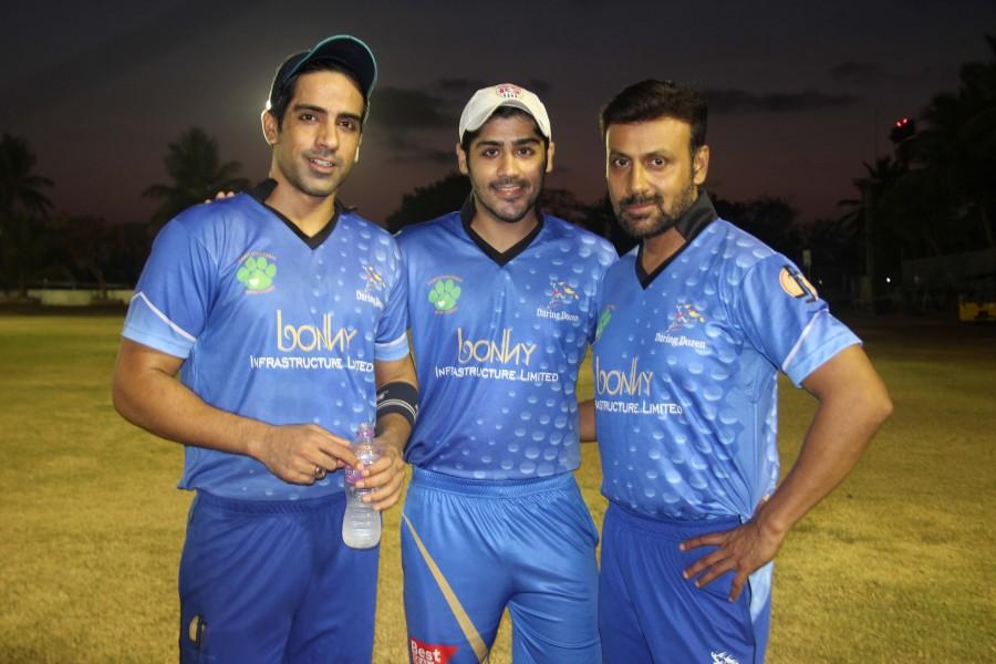 Suyyash Rai, Dillzan Wadia, Karanveer Mehra, Varun Badola, Anupam Bhattacharya, Puneet Sachdev, Adi Irani, Jeetendra Verna, Shiva Rindani among others at a friendly cricket match between Daring Dozen & Ambersariye Hawks in aid of the Pawsitive Farm Sanctuary at Air India Sports Ground. Daring Dozen and Ambersariye Hawks,Daring Dozen,Ambersariye Hawks,Suyyash Rai,Dillzan Wadia,Karanveer Mehra,Varun Badola,Anupam Bhattacharya,Puneet Sachdev,Adi Irani,Jeetendra Verna,Shiva Rindani