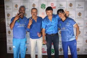 Daring Dozen and Ambersariye Hawks,Daring Dozen,Ambersariye Hawks,Suyyash Rai,Dillzan Wadia,Karanveer Mehra,Varun Badola,Anupam Bhattacharya,Puneet Sachdev,Adi Irani,Jeetendra Verna,Shiva Rindani