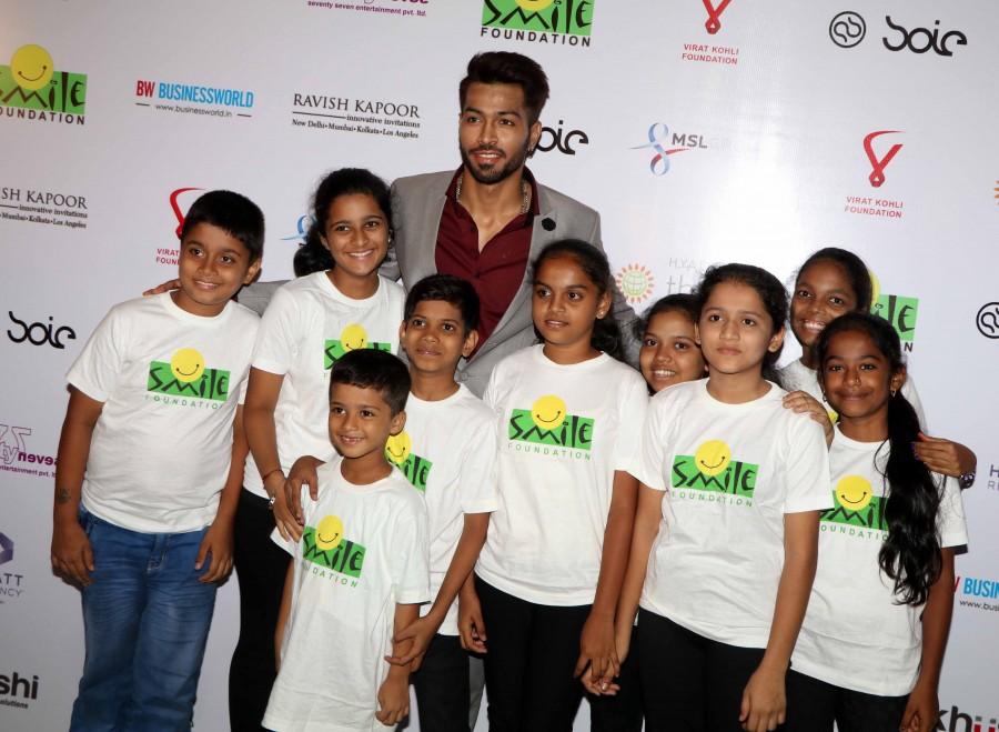 Yuvraj Singh, Hardik Pandya and Mahendra Singh Dhoni grace Virat Kohli foundation charity dinner for Smile Foundation. Virat Kohli,Virat Kohli foundation charity dinner for Smile Foundation,Virat Kohli foundation charity dinner,Yuvraj Singh,Hardik Pandya,Mahendra Singh Dhoni,Dhoni,MS Dhoni,Claudia Ciesla,Singer Abhijeet Bhattacharya,Fashion designer Archana Kochhar,Filmma