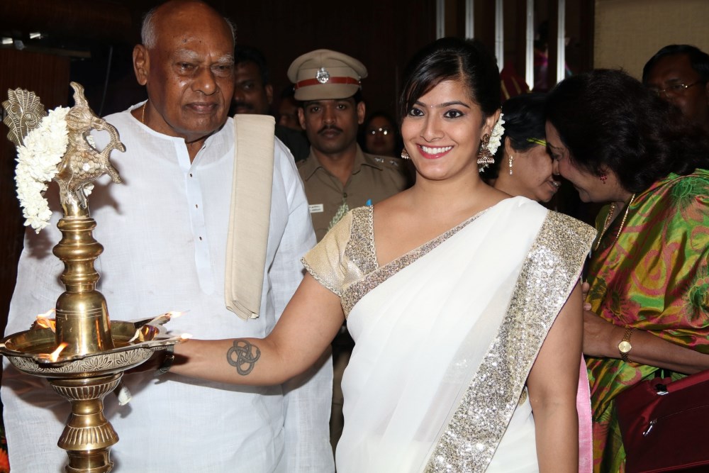 PFCI Annual Meet & Awards Ceremony held at the Westin Hotel in Chennai on 5th June. Celebs like Vishal Krishna, Varalakshmi Sarathkumar and others graced the event. PFCI Annual Meet & Awards Ceremony,Vishal and Varalakshmi Sarathkumar,Vishal and Varalakshmi,Vishal,Varalakshmi Sarathkumar,Vishal Krishna,Nisha Singh