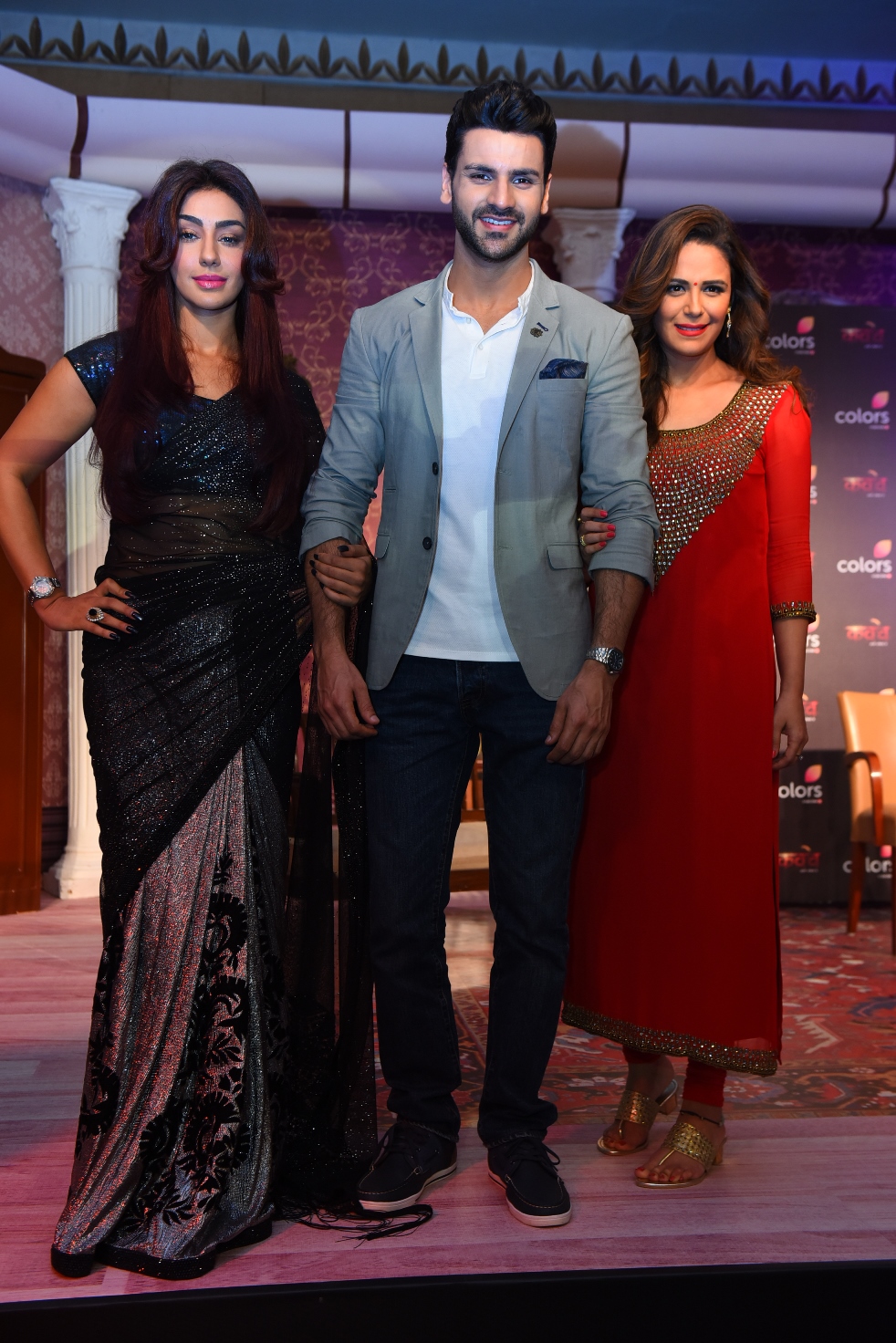 Celebs like Vivek Dahiya, Maheck Chahal, Raj Nayak, Mona Singh at Kawach...Kaali Shaktiyon Se press conference. Kawach...Kaali Shaktiyon Se press conference,Kawach...Kaali Shaktiyon Se,Vivek Dahiya,Maheck Chahal,Raj Nayak,Mona Singh,COLORS