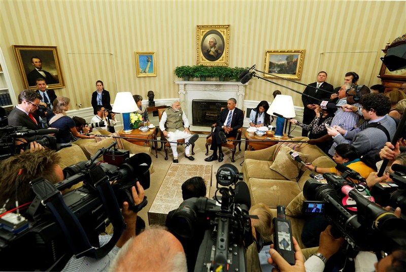 Building on their close personal bonding, Prime Minister Narendra Modi and US President Barack Obama on Tuesday promised to work together for the sake of global peace and security and the benefit of developing countries. Narendra Modi,Barack Obama,Prime Minister Narendra Modi,US President Barack Obama,Modi and Obama,Modi and Obama pics,Modi and Obama images,Modi and Obama stills,Modi and Obama pictures,Modi and Obama photos