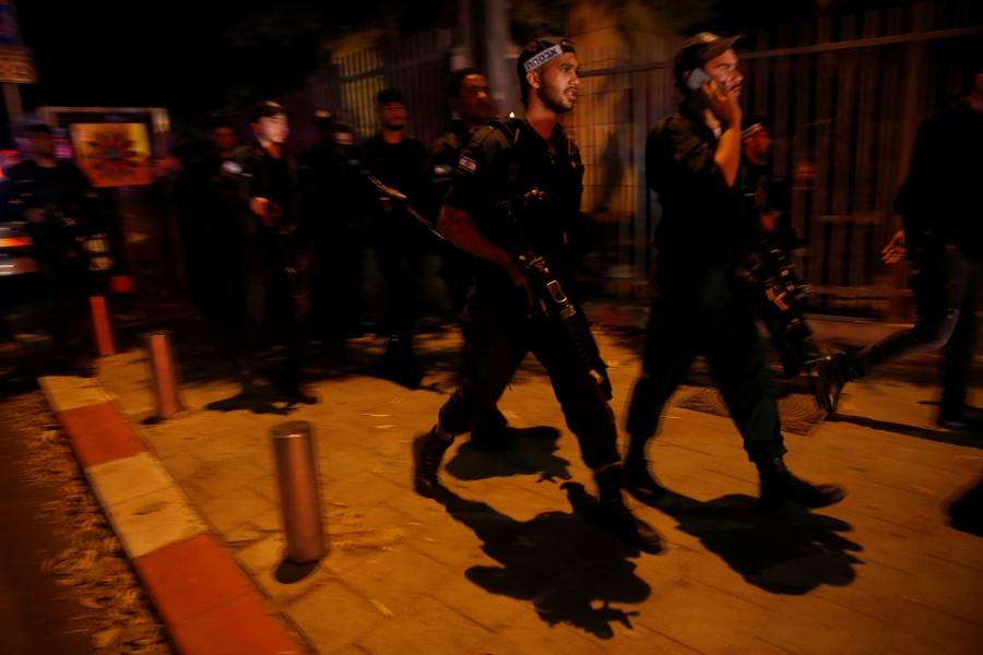 Several casualties are reported in a shooting incident in the center of Tel Aviv. Tel Aviv,Tel Aviv terror attack,Israeli policeman,Tel Aviv terror attack pics,Tel Aviv terror attack images,Tel Aviv terror attack photos,Tel Aviv terror attack stills,Tel Aviv terror attack pictures,4 killed in Tel Aviv terror attack,Tel Aviv shooting,Te