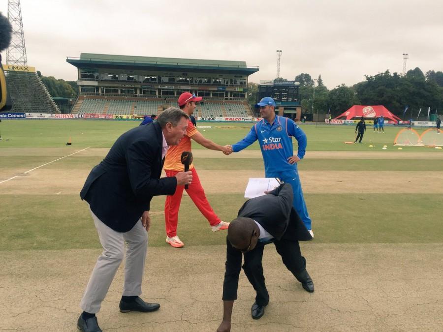 India vs Zimbabwe 2nd ODI: MS Dhoni opts to bowl against Zim India vs Zimbabwe,India vs Zimbabwe 2nd ODI,INDvsZim,MS Dhoni,India vs Zimbabwe pics,India vs Zimbabwe images,India vs Zimbabwe photos,India vs Zimbabwe stills,India vs Zimbabwe pictures