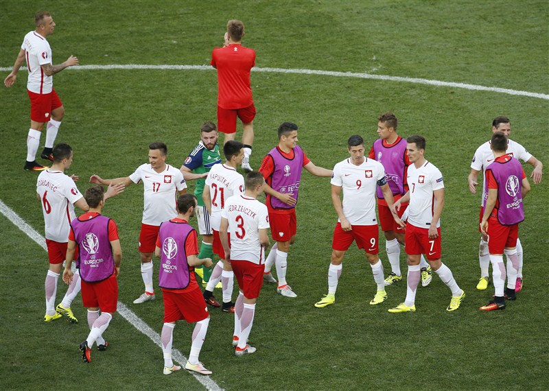 Arkadiusz Milik scored as Poland beat Northern Ireland 1-0 in a Group C match of the Euro football championship on Sunday. Euro 2016,Poland beat Northern Ireland,Poland,Northern Ireland,Arkadiusz Milik,Euro football championship,Euro football,Euro 2016 pics,Euro 2016 images,Euro 2016 photos,Euro 2016 stills,Euro 2016 pictures