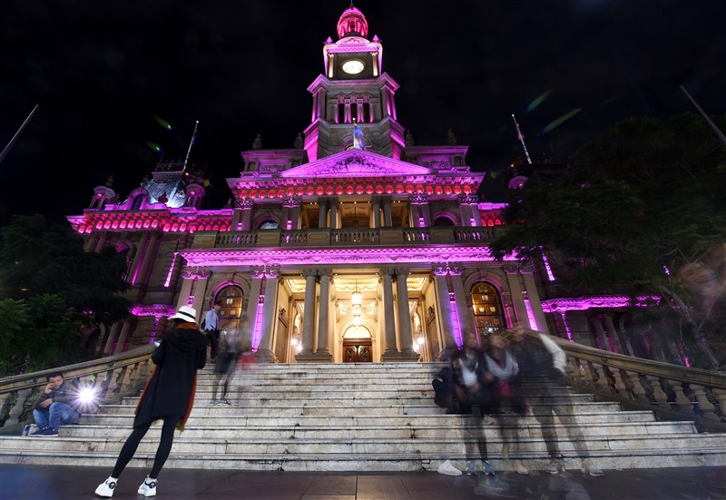 Landmarks around the world are lit up in the colors of the pride flag following the Orlando shooting. Tribute to Orlando Victims,Orlando Victims,Orlando shooting,Rainbow lights,Rainbow Colors,world Light Up in Rainbow Colors