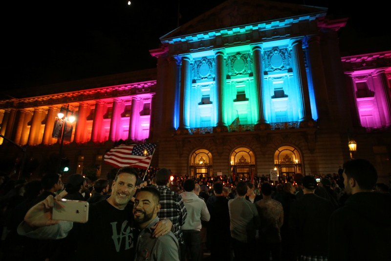 Landmarks around the world are lit up in the colors of the pride flag following the Orlando shooting. Tribute to Orlando Victims,Orlando Victims,Orlando shooting,Rainbow lights,Rainbow Colors,world Light Up in Rainbow Colors