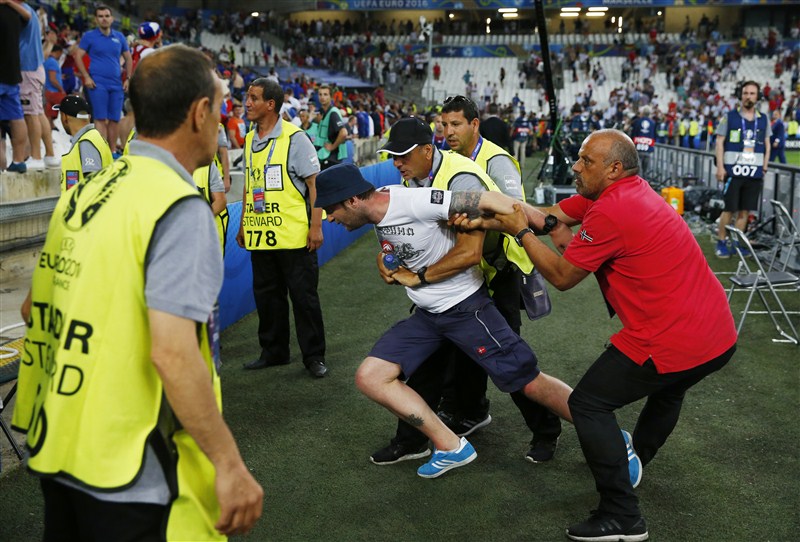 Soccer hooligans spar around France during Euro 2016. Euro 2016,Euro 2016 clashes,Euro 2016 fights,Euro fights,Euro clashes,supporters clash,Fans clash