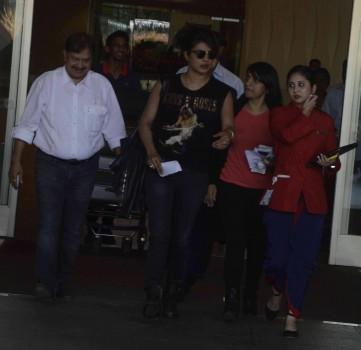 Priyanka Chopra snapped at Mumbai airport