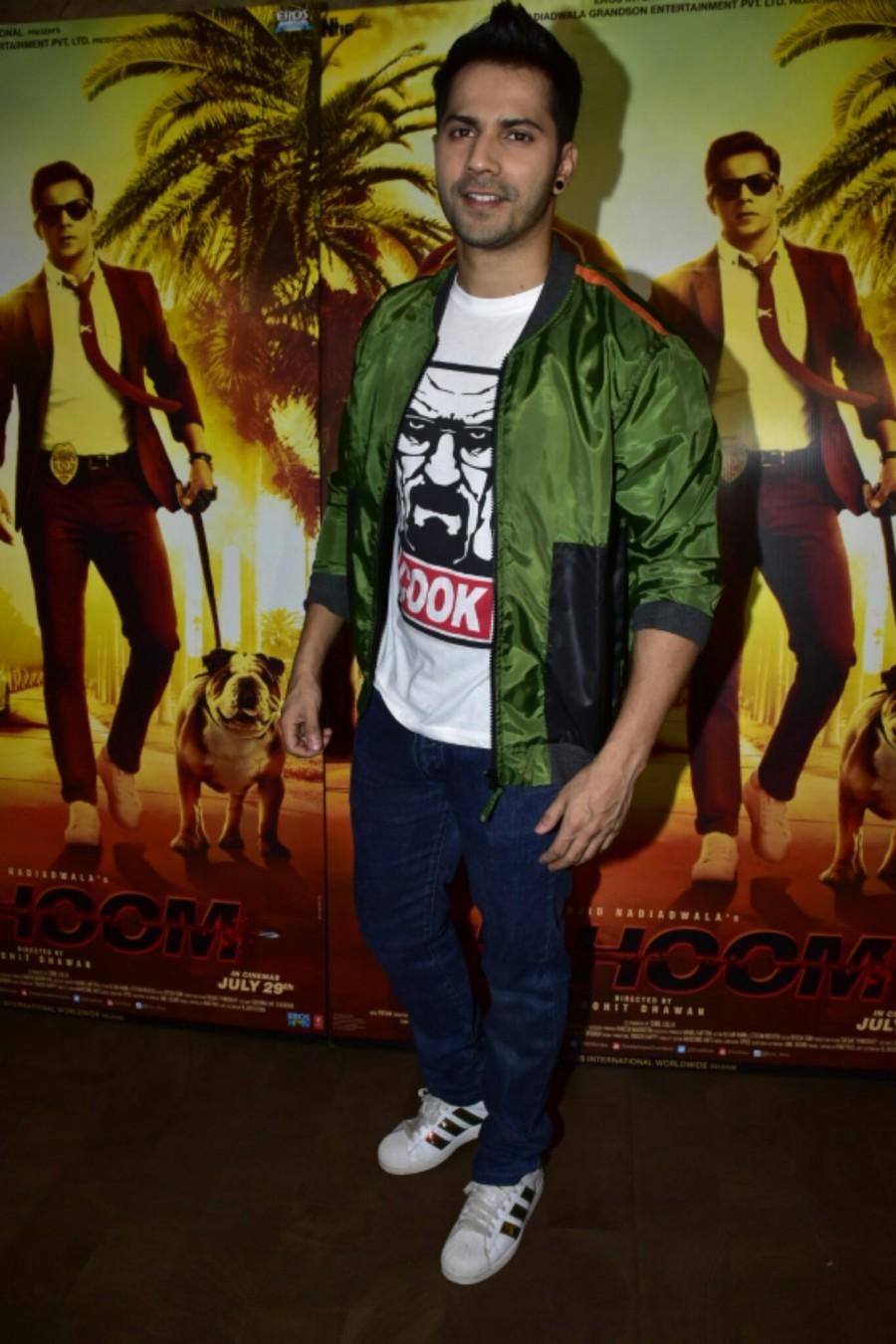 Varun Dhawan along with Producer Sajid Nadiadwala launched the first song from their upcoming release Dishoom, at a preview theater on 16th June. Sau Tarah Ke,Sau Tarah Ke song,Sau Tarah Ke song launch,Dishoom,Varun Dhawan,Sajid Nadiadwala,Sau Tarah Ke launch,Dishoom song launch