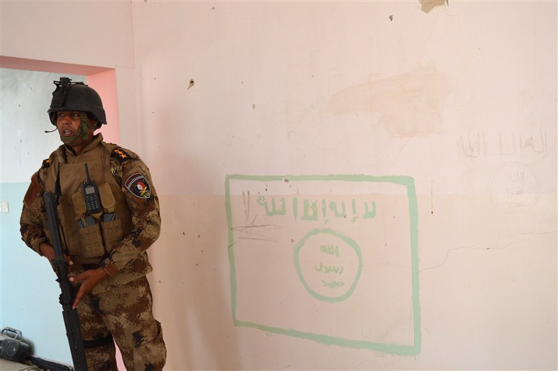 Iraqi forces enter Falluja, Encountering little fight from ISIS. Iraqi troops enter Falluja,Iraqi forces,Iraqi forces in Falluja,Falluja,ISIS,Iraqi troops,IS conflict,Iraqi forces enter center of Fallujah,Iraqi forces enter Fallujah,Shi'ite fighters
