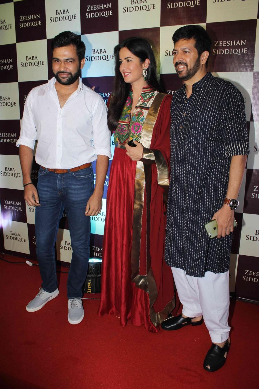This year's Iftaar celebrations, which will be held here on Sunday, will be attended by Salman, Iulia Vantur, Amy Jackson and Goldie Behl among others. Baba Siddique Iftar party,Baba Siddique,Baba Siddique Iftar party 2016,Salman Khan and Shahrukh Khan together at Baba Siddique Iftar party,Salman Khan and Shahrukh Khan,Salman Khan and Shahrukh Khan at Baba Siddique Iftar party,Baba Siddique Iftar party p