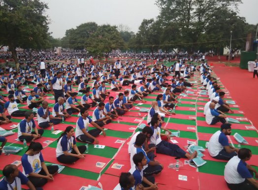Thousands of people across the country began the day on Tuesday with yoga exercises to mark the second International Yoga Day. International Yoga Day,International Yoga Day 2016,International Yoga Day events,International Yoga Day event,Chandigarh,Yoga Chandigarh event,Modi,Narendra Modi,Record-breaking International Yoga Day events begin