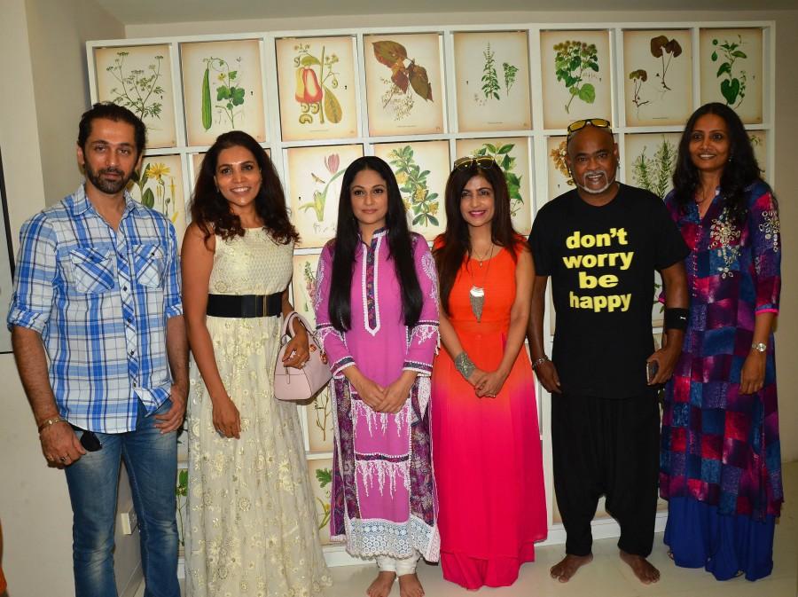 Gracy Singh, Vinod Kambli, Shibani Kashyap, Rekha Chaudhari, Dr. Megha Shah and others motivate diabetes patients at The Other Song's free diabetes workshop. Gracy Singh,Vinod Kambli,Shibani Kashyap,Rekha Chaudhari,Dr.Megha Shah,Megha Shah,free diabetes workshop