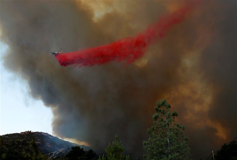 Wildfires spread in California from the coastal foothills outside Santa Barbara to desert brush near the Mexican border, as a heat wave bakes the region in record temperatures. Wildfire ignites in California,Wildfire,Wildfires spread in California,Santa Barbara,heat wave,heat wave in California