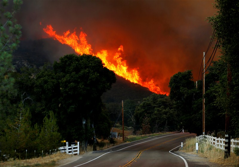 Wildfires spread in California from the coastal foothills outside Santa Barbara to desert brush near the Mexican border, as a heat wave bakes the region in record temperatures. Wildfire ignites in California,Wildfire,Wildfires spread in California,Santa Barbara,heat wave,heat wave in California