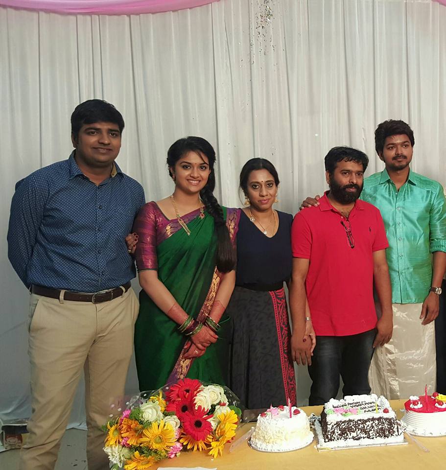 Actor Ilayathalapathy Vijay has turned 42 on Wednesday, June 22. The actor celebrated the birthday on Vijay 60 on the sets movie in Hyderabad. Vijay,happy birthday Vijay,Vijay birthday celebration,Vijay birthday celebrations,Vijay birthday celebration pics,Vijay birthday celebration images,Vijay birthday celebration photos,Vijay birthday celebration stills,Vijay birthday celebration pictures