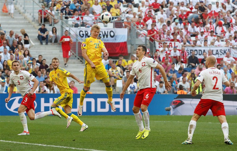 Poland beat Ukraine 1-0 in their third and final Group C contest to secure a spot in the knock-out stages of the Euro football championship for the first time. Poland beats Ukraine,Poland,Ukraine,Poland beat Ukraine to advance for first time,Poland beat Ukraine enter Euro pre-quarters,Poland enter Euro pre-quarters,Euro pre-quarters,Euro 2016