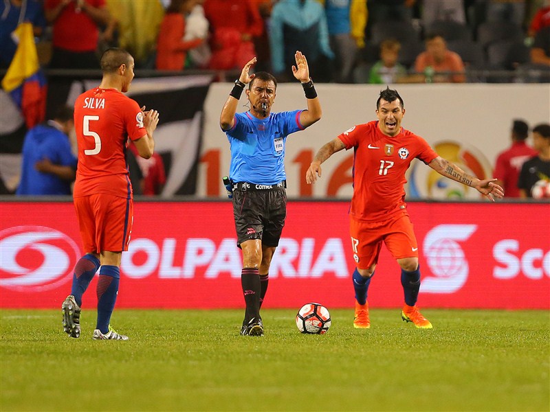 Defending champions Chile rode on a couple of first half to defeat Mexico 2-0 in the semi-finals of the Copa America Centenario at the Soldier Field Stadium on Thursday. Chile beat Colombia,Copa America final,Chile beat Colombia to enter Copa America final,Defending champions,Copa America Centenario,Mexico