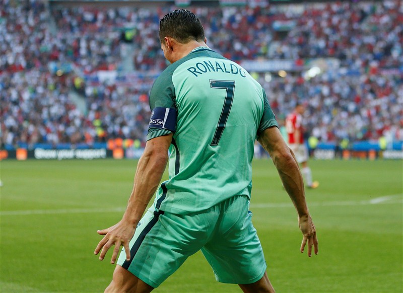 Captain Cristiano Ronaldo scored twice in the second half as Portugal managed to hold Hungary 3-3 in a Group F match and qualified for the pre-quarterfinals of the Euro football championship on Wednesday. Cristiano Ronaldo,Euro Cup 2016,Portugal to Euro pre-quarters,Euro football championship,Euro football,Euro football 2016
