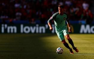 Cristiano Ronaldo,Euro Cup 2016,Portugal to Euro pre-quarters,Euro football championship,Euro football,Euro football 2016