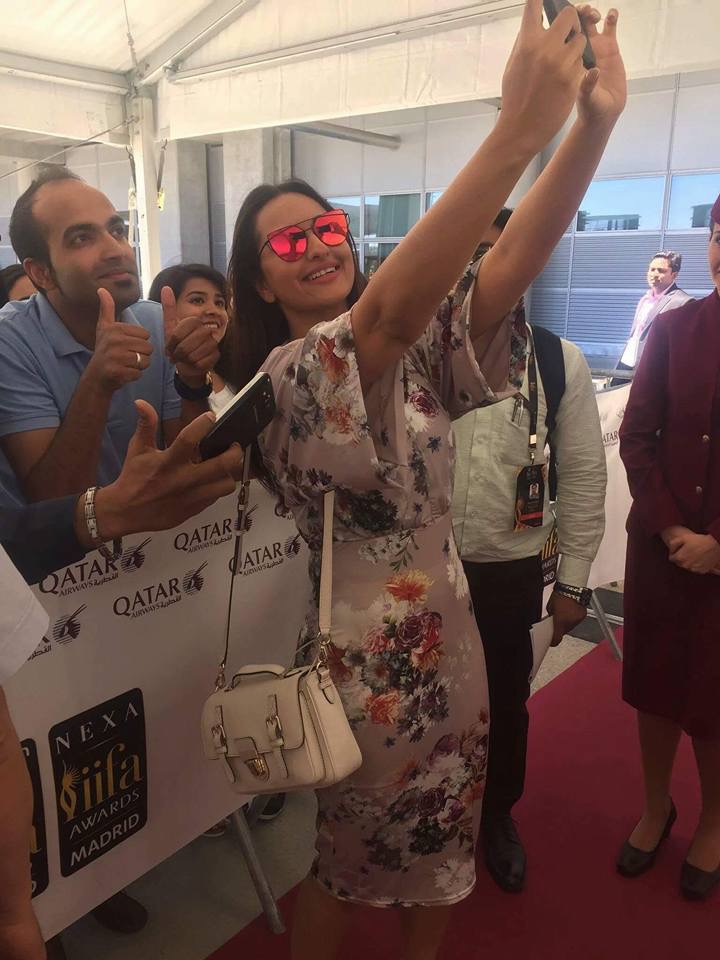 Qatar Airways, the official airline of the International Indian Film Academy 2016, welcomed the Bollywood celebrities with a burgundy carpet, the equivalent to Hollywood’s red carpet. IIFA 2016,IIFA 2016 live,Bollywood celebs IIFA 2016,Shahid Kapoor,Shilpa Shetty,Sonakshi Sinha,Bipasha Basu,Karan Singh Grover,IIFA 2016 pics,IIFA 2016 images,IIFA 2016 photos,IIFA 2016 stills,IIFA 2016 pictures