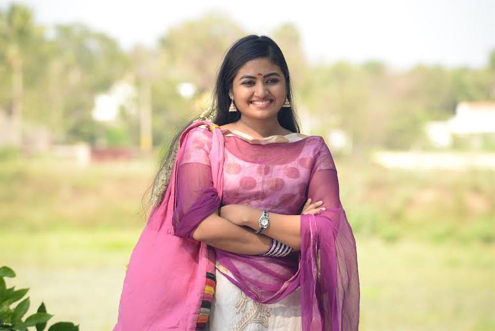 Raja Mandhiri is an upcoming Tamil movie. Starring Kalaiarasan Harikrishnan, Kaali Venkat and Bala Saravanan in the lead role. Raja Mandhiri,Raja Mandhiri review,Raja Mandhiri movie review,Kalaiarasan Harikrishnan,Kaali Venkat,Bala Saravanan,Raja Mandhiri movie stills,Raja Mandhiri movie pics,Raja Mandhiri movie images,Raja Mandhiri movie photos,Raja Mandhiri movie pictures