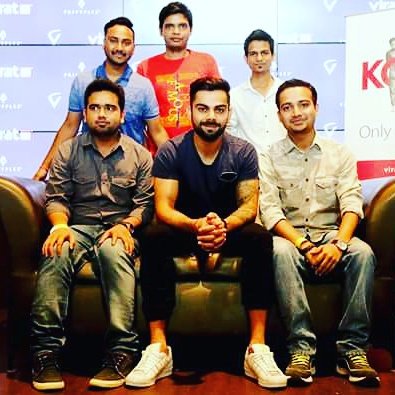 Virat Kohli's fans were in for a treat when the Indian skipper and star batsman decided to get candid with them as a part of a fan meet session on Thursday. Virat Kohli,cricket player Virat Kohli,Virat Kohli's day out in Gurgaon with fans,Virat Kohli with fans,Virat Kohli with Gurgaon fans,Virat Kohli new pics,Virat Kohli new images,Virat Kohli pics,Virat Kohli images,Virat Kohli photos,Virat Kohli still