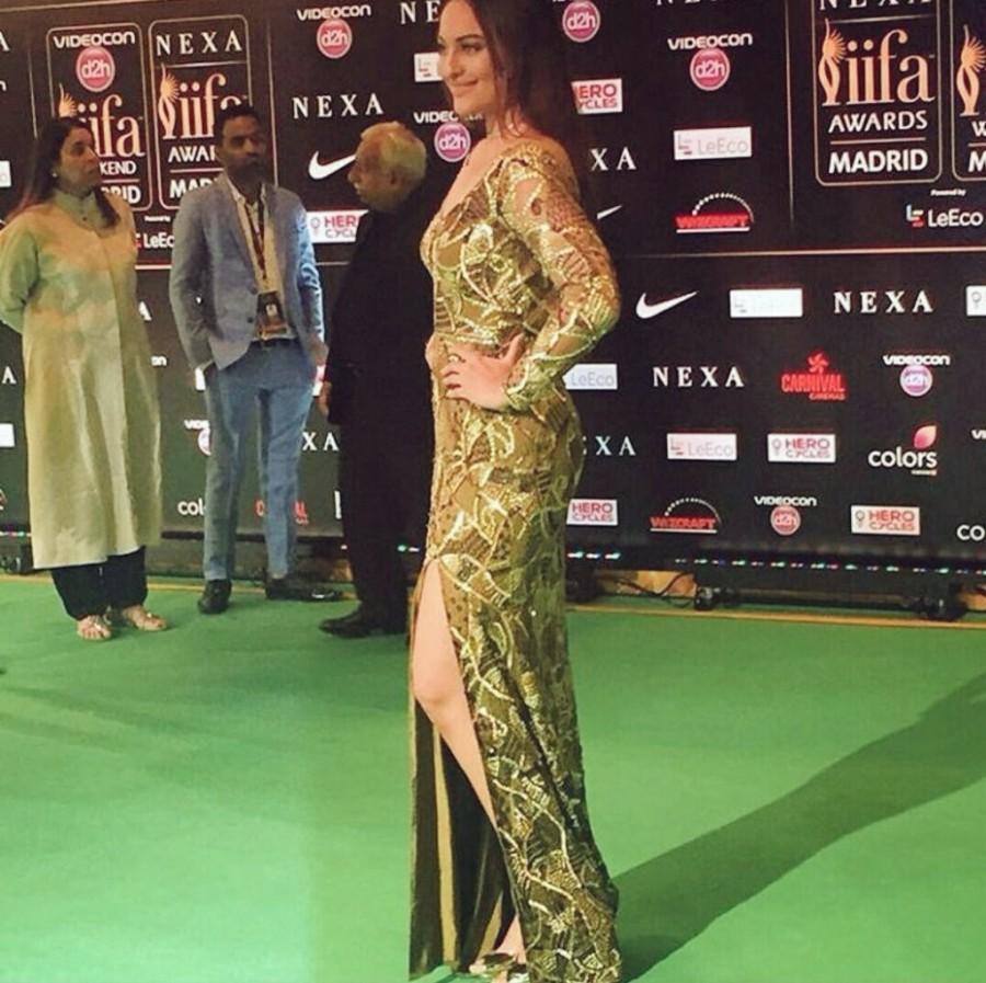 Bollywood actress Sonakshi Sinha at IIFA Rocks 2016. Sonakshi Sinha at IIFA,Sonakshi Sinha at IIFA awards,Sonakshi Sinha at IIFA Rocks 2016,Sonakshi Sinha at IIFA 2016,Sonakshi Sinha,Sonakshi Sinha pics,Sonakshi Sinha images,Sonakshi Sinha photos,Sonakshi Sinha stills,Sonakshi Sinha pictures