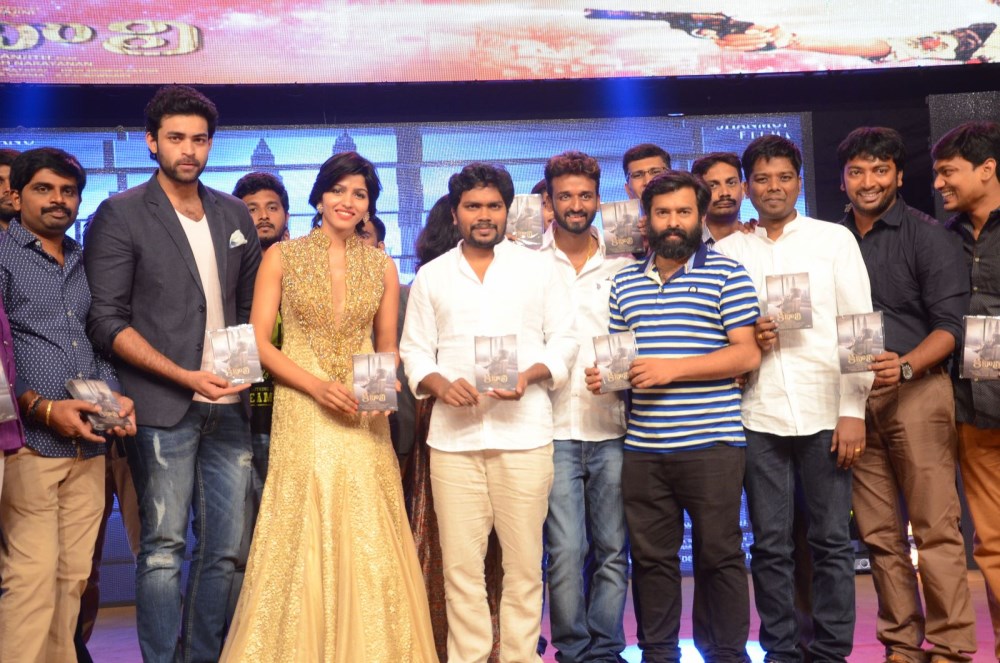 Kabali Telugu audio launch event held at Hyderabad. Celebs like Nani, Dhansika, Pa Ranjith, TSR, Kalaiyarasan, Santhosh Narayanan, Paruchuri Gopalakrishna, B Gopal, Ramajogayya Sastry, Varun Tej, Ritu Varma, Srikanth Kidambi, Prasanna Kumar, Ananth, Kodandarami Reddy, MP Avanthi Srinivas, Sudhakar Komakula, Pratani Ramakrishna Goud, Singer Arunraj Kamaraju, Chamundi, Raghu Ramakrishnam Raju, Pullela Gopichand, Jhansi, Ganesh Ram, Nisha and others graced the event. Rajinikanth,Kabali Telugu audio launch,Kabali audio launch,Kabali Telugu audio launch pics,Kabali Telugu audio launch images,Kabali Telugu audio launch photos,Kabali Telugu audio launch stills,Kabali Telugu audio launch pictures,Kabali audio launch pics,K
