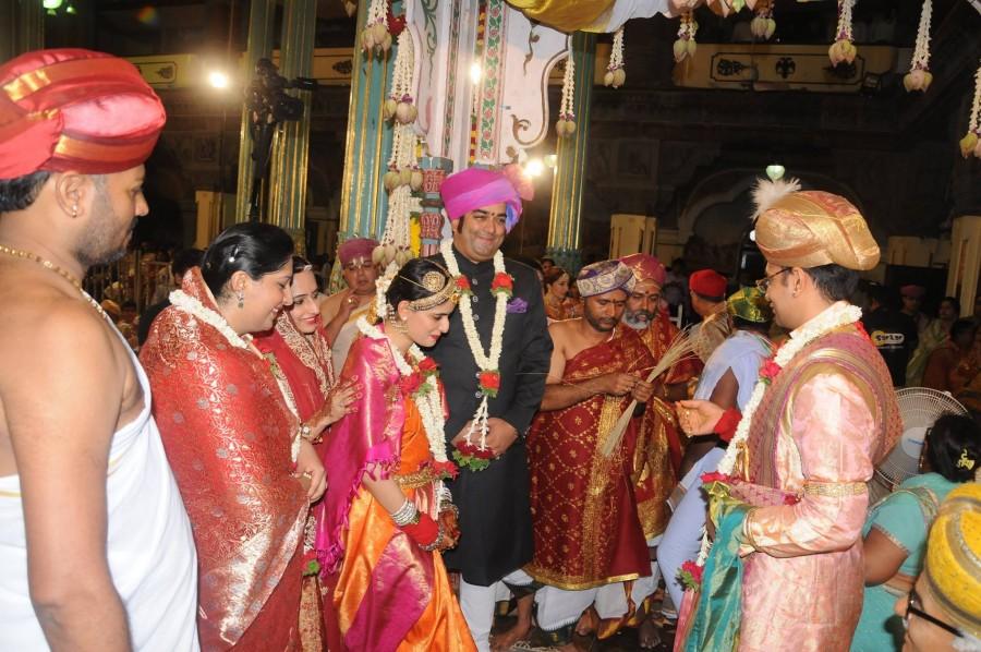 Mysore Maharaja Yaduveer Chamraja Krishnadatta Wodeyar Wedding Pictures