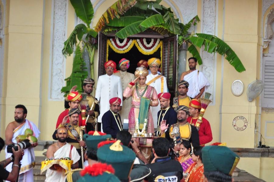 Mysore Maharaja Yaduveer Chamraja Krishnadatta Wodeyar ties knot with Trishika Kumari Singh. Yaduveer Chamraja Krishnadatta Wodeyar,Mysore Maharaja Yaduveer Chamraja Krishnadatta Wodeyar wedding pictures,Yaduveer Chamraja Krishnadatta Wodeyar wedding pictures,Yaduveer Chamraja Krishnadatta Wodeyar wedding pics,Yaduveer Chamraja Krishnadatta Wodey